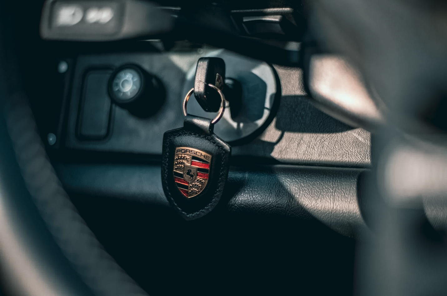 Why Do Porsches Have the Key on the Left? - Anatomy of a Myth